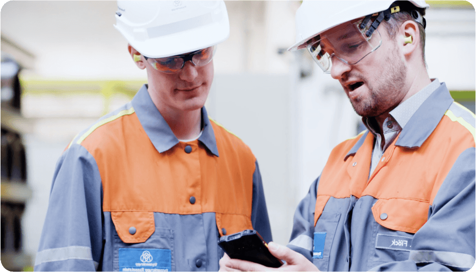 Workerbase app experience for operators on the shop floor